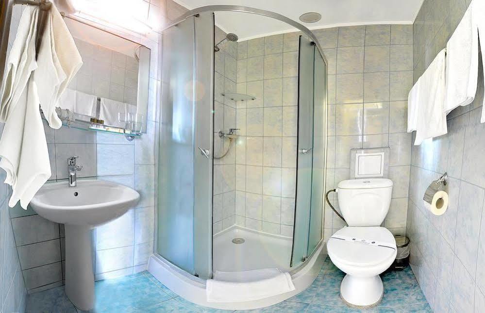 Hotel An-2 Kharkiv Eksteriør billede