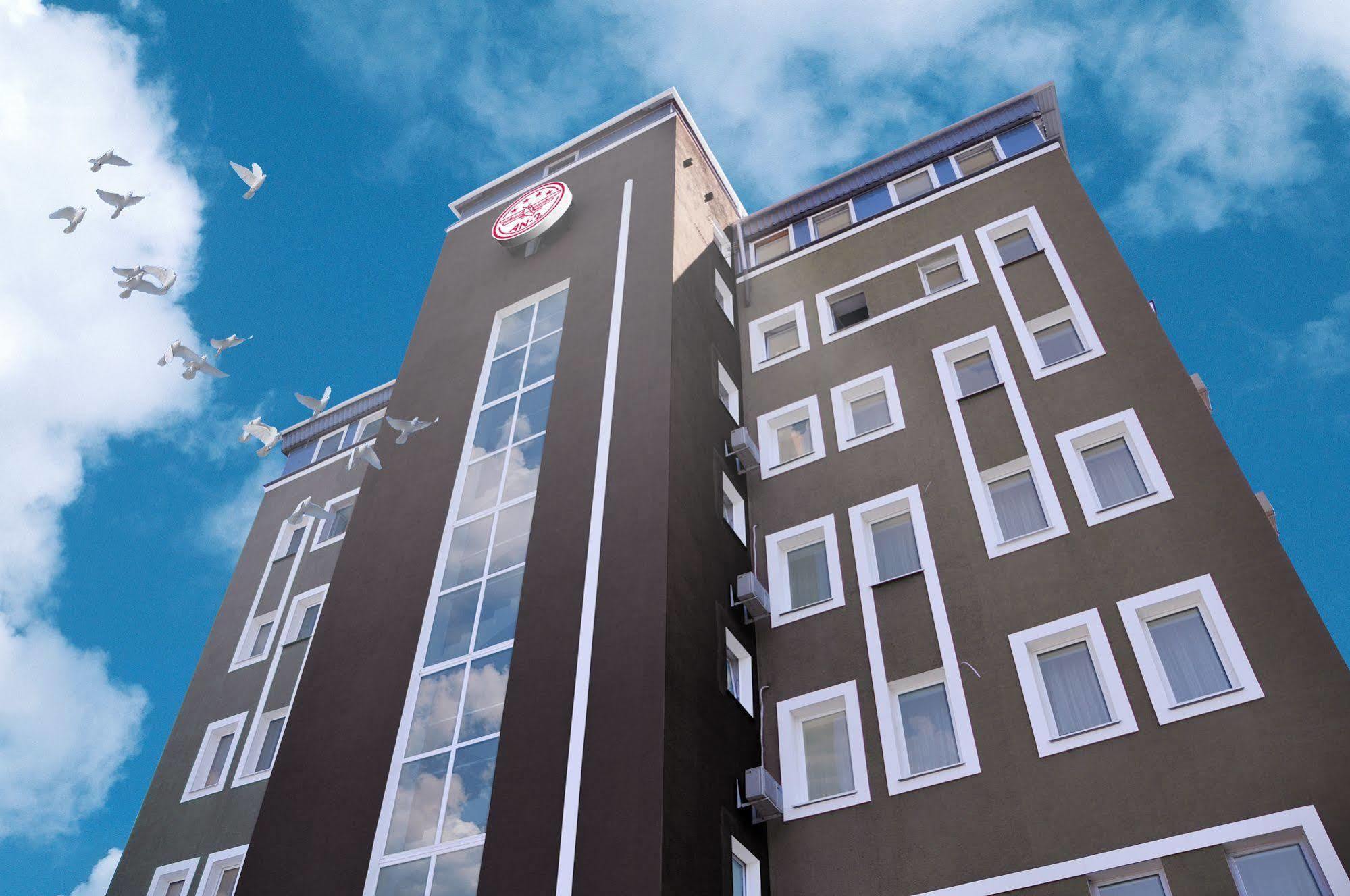 Hotel An-2 Kharkiv Eksteriør billede